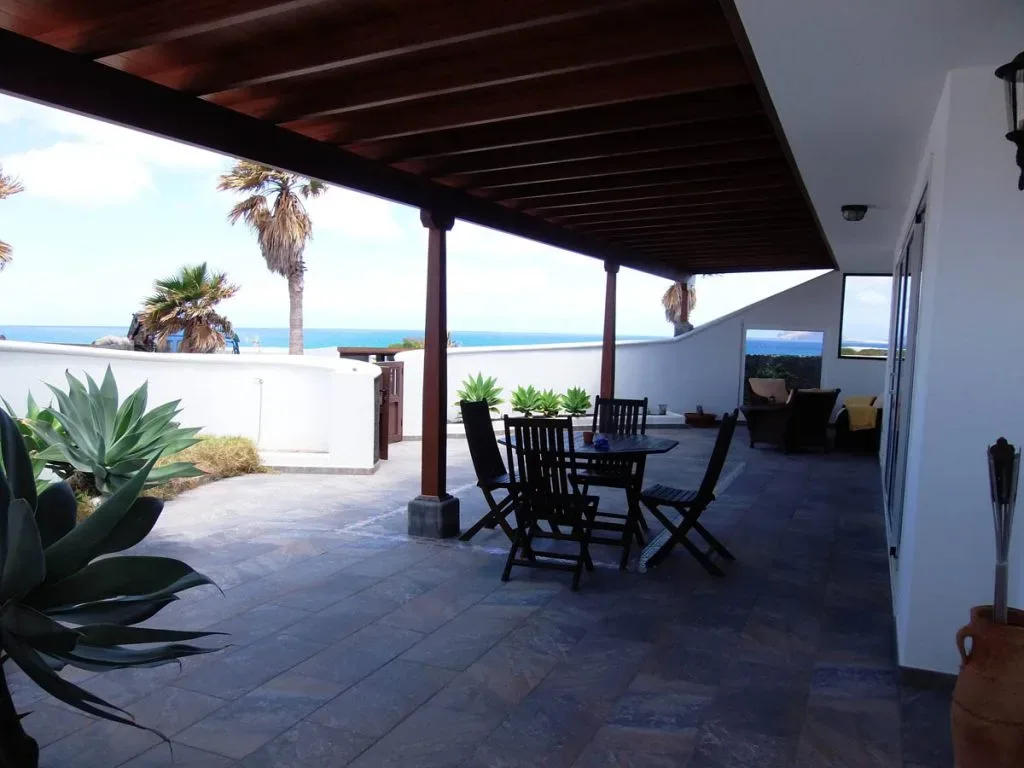 Willa do wynajęcia przy plaży Famara