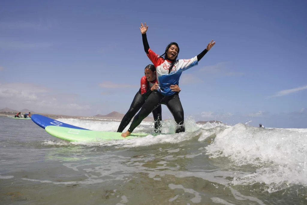 clases de surf lanzarote