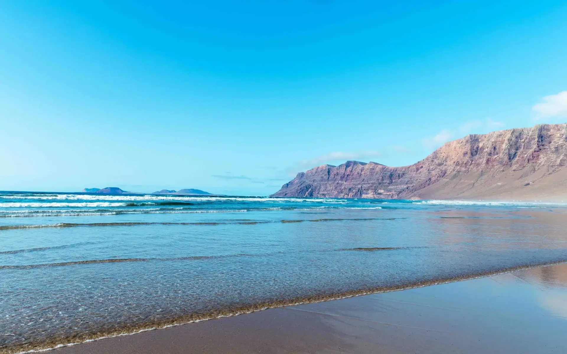 Mieszkania wakacyjne i bungalowy blisko plaży w Caleta de Famara, Lanzarote