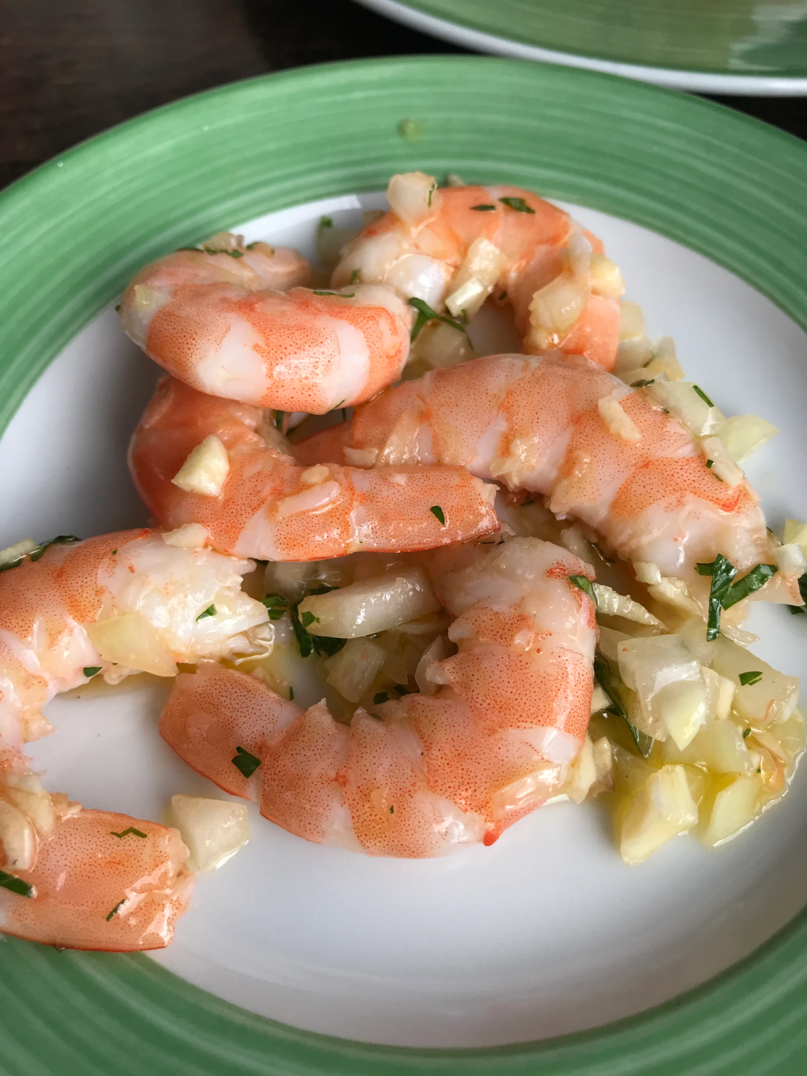 Gambas al ajillo — garlic prawns